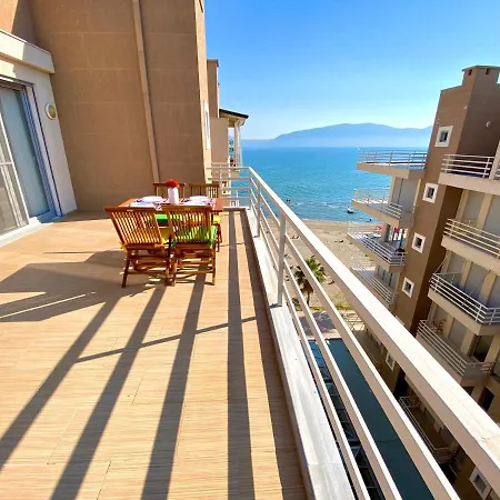 Eka Luxury Two-bedroom Seaview *