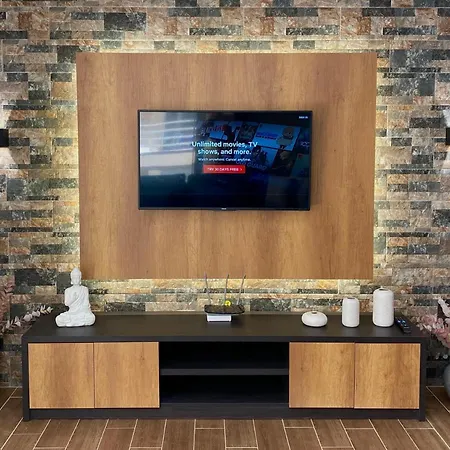 Eka Luxury Two-bedroom Seaview Appartamento *