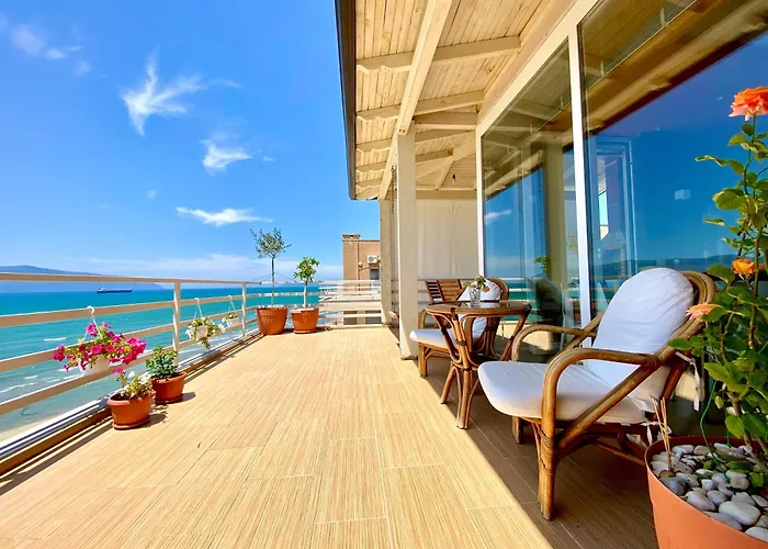 Eka Luxury Two-bedroom Seaview